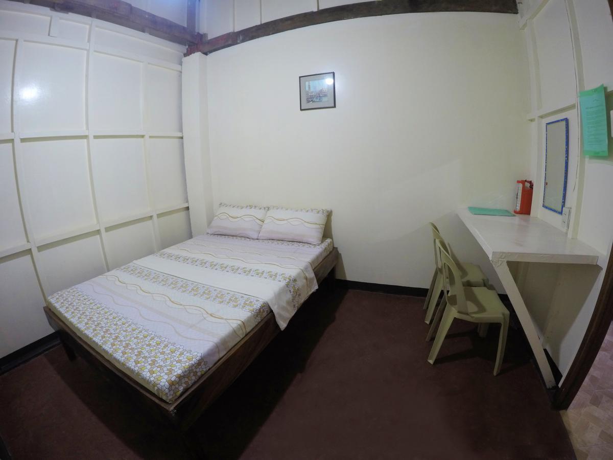 Hotel Rb Transient House Coron Exterior foto